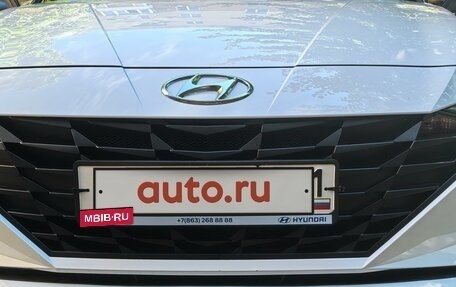 Hyundai Elantra, 2021 год, 2 400 000 рублей, 5 фотография