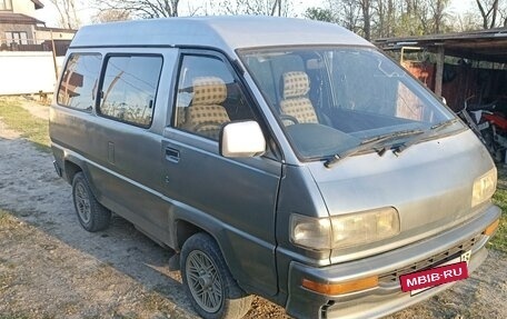 Toyota Lite Ace III, 1988 год, 305 000 рублей, 2 фотография