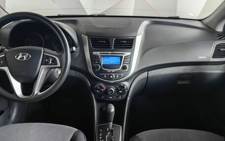 Hyundai Solaris II рестайлинг, 2012 год, 935 000 рублей, 11 фотография