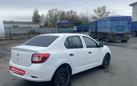 Renault Logan II, 2015 год, 415 000 рублей, 4 фотография