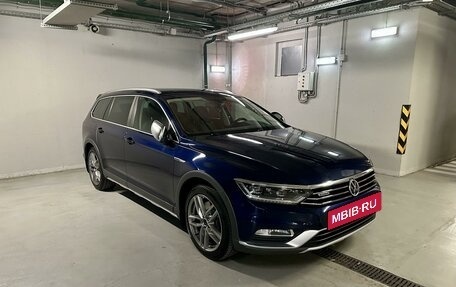 Volkswagen Passat B8 рестайлинг, 2018 год, 3 460 000 рублей, 2 фотография