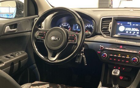 KIA Sportage IV рестайлинг, 2018 год, 2 150 000 рублей, 38 фотография