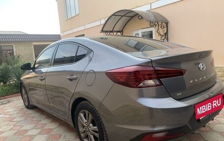 Hyundai Elantra VI рестайлинг, 2018 год, 1 687 000 рублей, 2 фотография