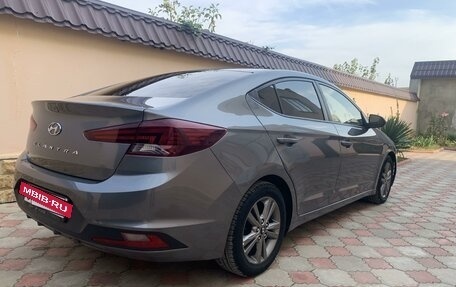 Hyundai Elantra VI рестайлинг, 2018 год, 1 687 000 рублей, 4 фотография