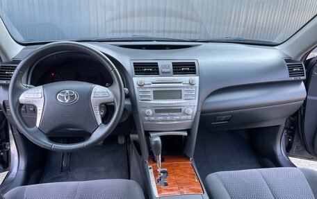 Toyota Camry, 2011 год, 1 720 000 рублей, 7 фотография