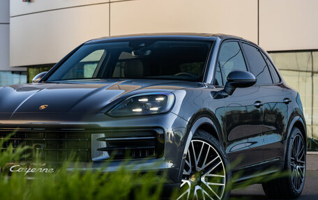 Porsche Cayenne III, 2024 год, 17 990 000 рублей, 3 фотография