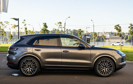 Porsche Cayenne III, 2024 год, 17 990 000 рублей, 6 фотография