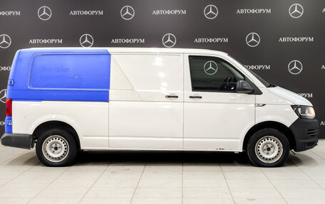 Volkswagen Transporter T6 рестайлинг, 2019 год, 1 520 000 рублей, 4 фотография