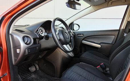 Mazda 2 III, 2010 год, 735 000 рублей, 16 фотография