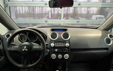 Mitsubishi Colt VI рестайлинг, 2005 год, 420 000 рублей, 11 фотография