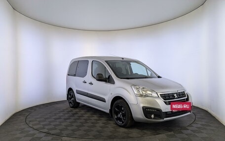 Peugeot Partner II рестайлинг 2, 2021 год, 2 600 000 рублей, 3 фотография