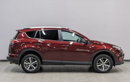 Toyota RAV4, 2017 год, 2 160 000 рублей, 4 фотография