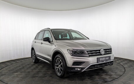 Volkswagen Tiguan II, 2019 год, 2 595 000 рублей, 3 фотография