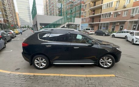 Luxgen Luxgen7 SUV, 2014 год, 1 400 000 рублей, 4 фотография