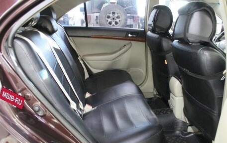 Toyota Avensis III рестайлинг, 2006 год, 1 047 000 рублей, 19 фотография