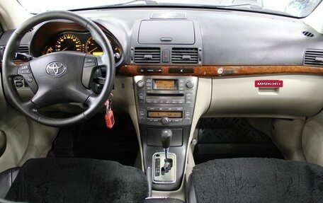 Toyota Avensis III рестайлинг, 2006 год, 1 047 000 рублей, 17 фотография