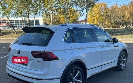 Volkswagen Tiguan II, 2021 год, 4 100 000 рублей, 6 фотография