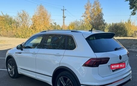 Volkswagen Tiguan II, 2021 год, 4 100 000 рублей, 5 фотография