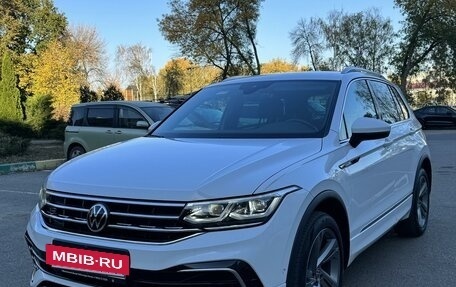 Volkswagen Tiguan II, 2021 год, 4 100 000 рублей, 36 фотография