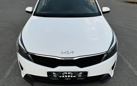 KIA Rio IV, 2021 год, 1 749 000 рублей, 9 фотография