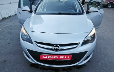 Opel Astra J, 2014 год, 850 000 рублей, 16 фотография