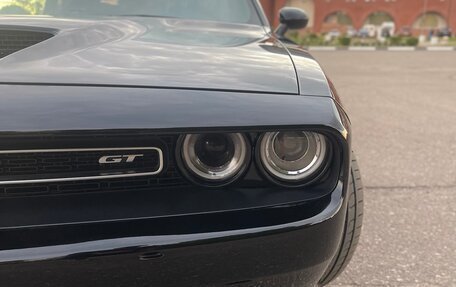 Dodge Challenger III рестайлинг 2, 2021 год, 4 350 000 рублей, 1 фотография