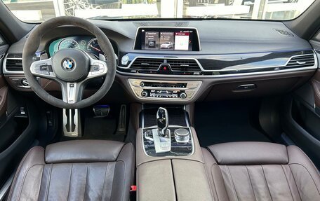 BMW 7 серия, 2018 год, 4 599 000 рублей, 14 фотография