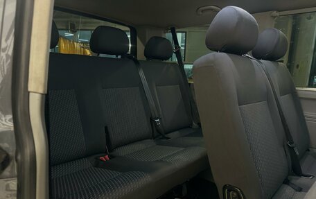 Volkswagen Caravelle T5, 2013 год, 1 999 000 рублей, 14 фотография