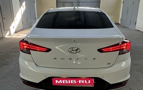 Hyundai Avante, 2019 год, 1 830 000 рублей, 5 фотография