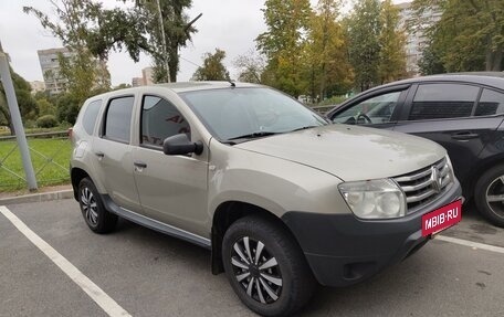 Renault Duster I рестайлинг, 2014 год, 875 000 рублей, 5 фотография