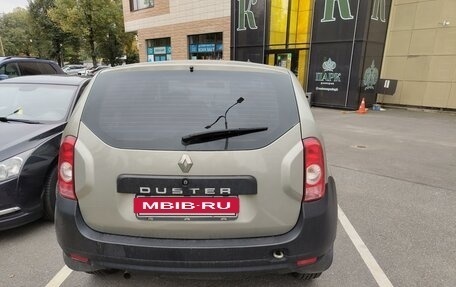 Renault Duster I рестайлинг, 2014 год, 875 000 рублей, 2 фотография