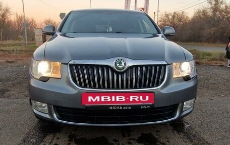 Skoda Superb III рестайлинг, 2012 год, 1 200 000 рублей, 4 фотография