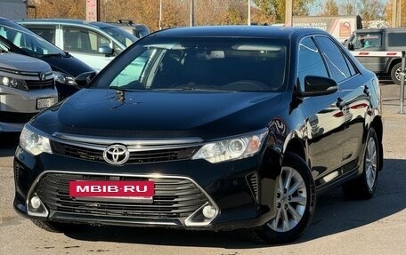 Toyota Camry, 2015 год, 2 099 000 рублей, 3 фотография