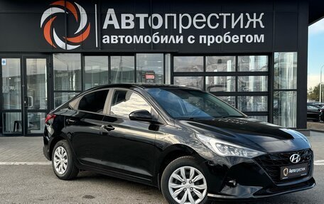 Hyundai Solaris II рестайлинг, 2022 год, 1 850 000 рублей, 1 фотография