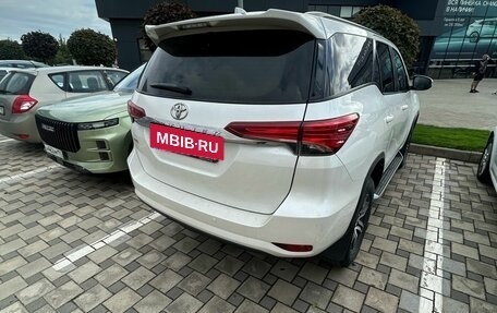 Toyota Fortuner II, 2019 год, 4 350 000 рублей, 3 фотография