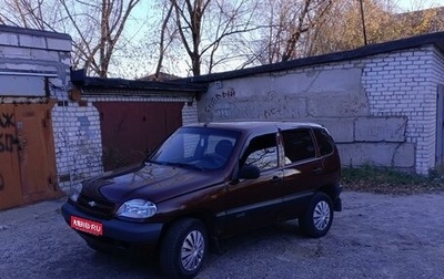 Chevrolet Niva I рестайлинг, 2004 год, 300 000 рублей, 1 фотография