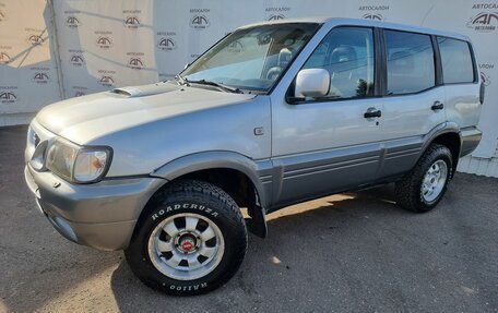 Nissan Terrano II рестайлинг, 2001 год, 439 000 рублей, 2 фотография