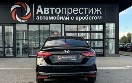 Hyundai Solaris II рестайлинг, 2022 год, 1 850 000 рублей, 3 фотография