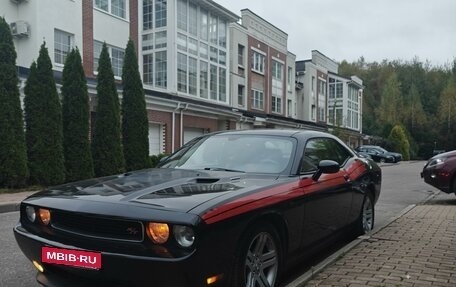 Dodge Challenger III рестайлинг 2, 2012 год, 2 999 000 рублей, 4 фотография