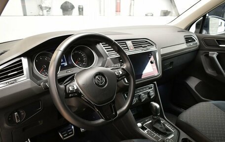 Volkswagen Tiguan II, 2019 год, 3 750 000 рублей, 18 фотография