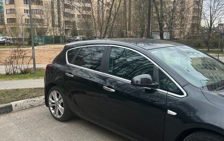 Opel Astra J, 2010 год, 800 000 рублей, 4 фотография