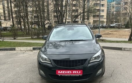 Opel Astra J, 2010 год, 800 000 рублей, 2 фотография