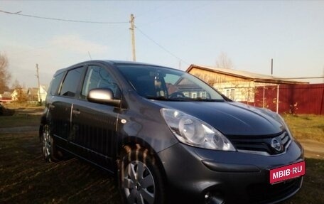 Nissan Note II рестайлинг, 2011 год, 900 000 рублей, 1 фотография