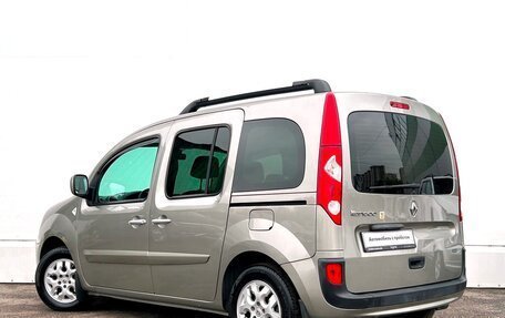 Renault Kangoo II рестайлинг, 2011 год, 1 189 800 рублей, 4 фотография