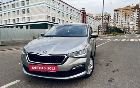 Skoda Rapid II, 2020 год, 1 650 000 рублей, 2 фотография