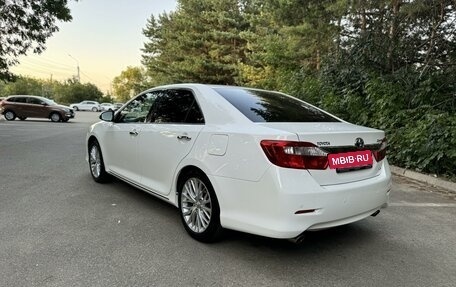 Toyota Camry, 2014 год, 1 865 000 рублей, 5 фотография