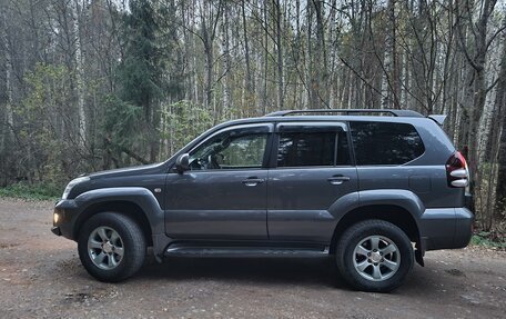 Toyota Land Cruiser Prado 120 рестайлинг, 2004 год, 2 100 000 рублей, 6 фотография