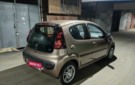 Peugeot 107 I рестайлинг, 2013 год, 825 000 рублей, 6 фотография