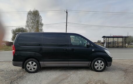 Hyundai Grand Starex Grand Starex I рестайлинг 2, 2011 год, 1 640 000 рублей, 10 фотография