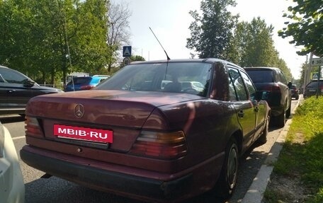 Mercedes-Benz W124, 1988 год, 130 000 рублей, 2 фотография